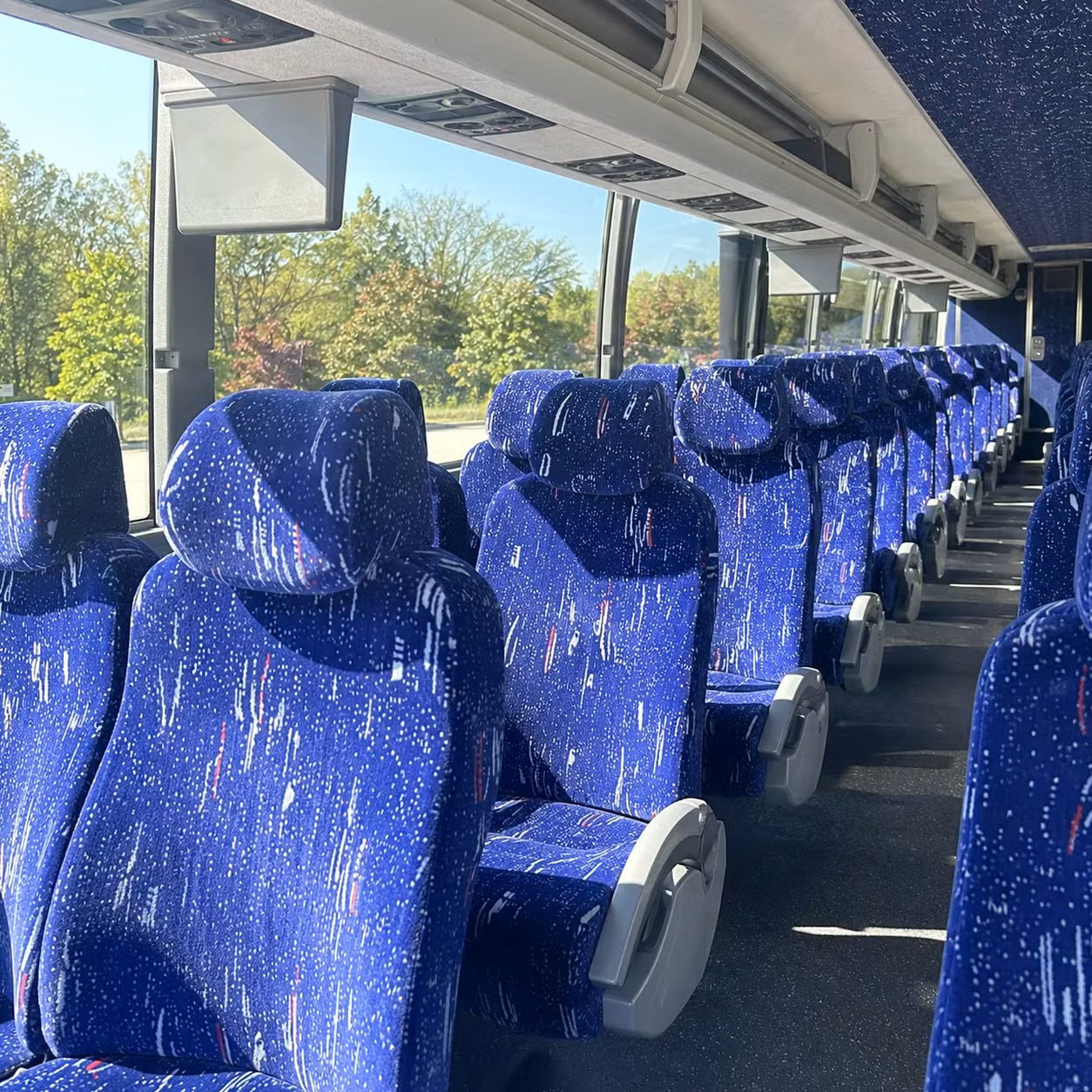 charter buses for concerts at the forum hollywood bowl and los angeles venues