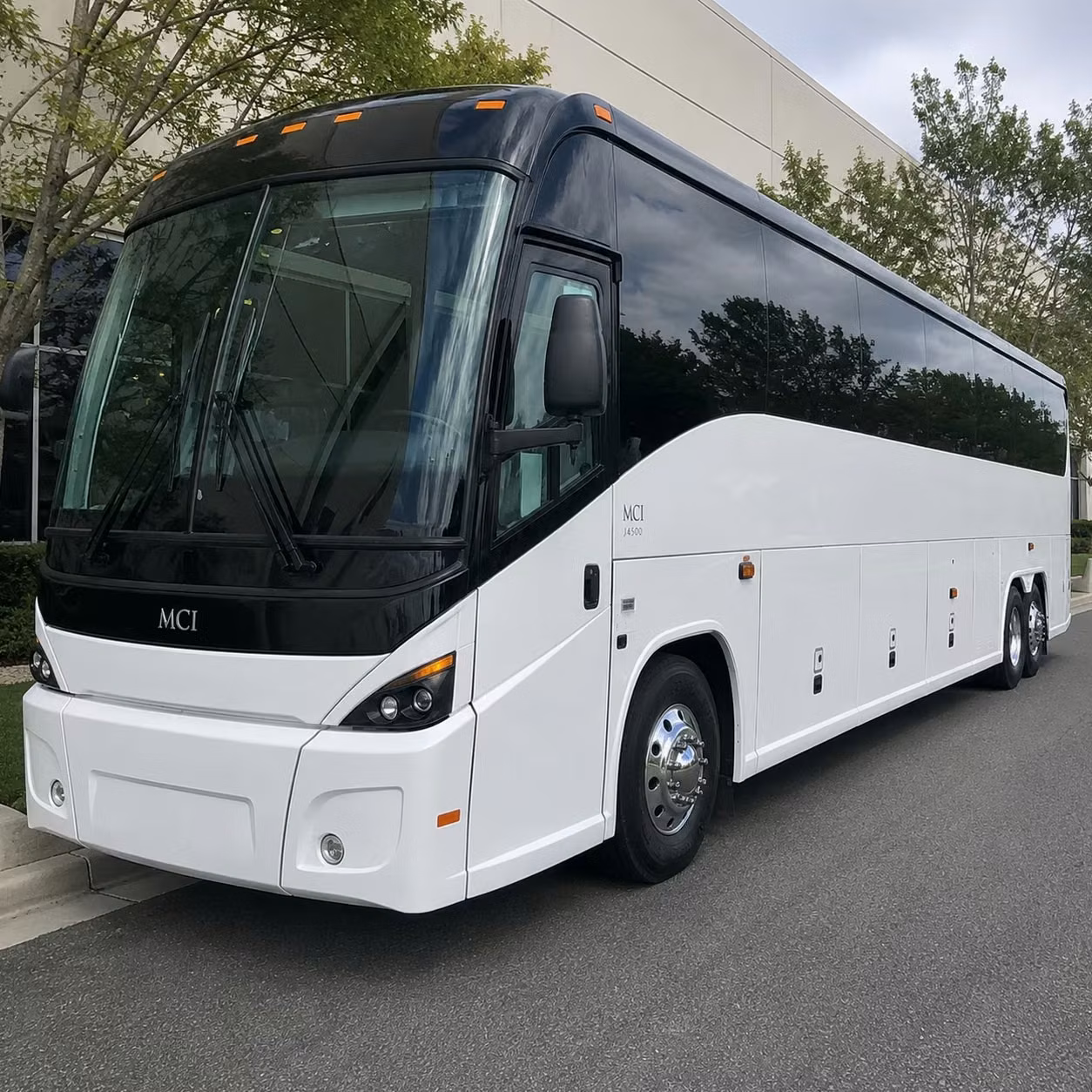 shuttle transportation for camp pendleton personnel and events in carlsbad
